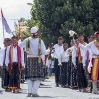 upacara-roko-molas-poco-tradisi-adat-masyarakat-manggarai-di-flores
