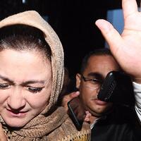 istri-novanto-tak-mau-omong-sepatah-kata