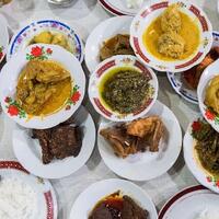 sang-teman-sejati-selalu-renyah-ada-di-setiap-tempat-makan