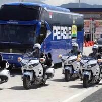 ketika-presiden-jokowi-naik-bus-persib