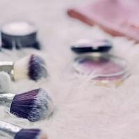 hbd2forsis-ini-dia-yang-terjadi-ketika-sista-bertukar-alat-makeup-dengan-orang-lain