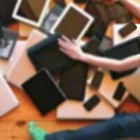 ketika-quotmawarquot-diperbudak-gadget--teknologi