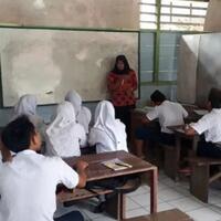 kisah-guru-guru-bergaji-rp-1000-per-hari-di-bengkulu