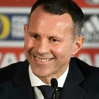 resmi-legenda-manchester-united-ditunjuk-menjadi-pelatih-timnas-wales