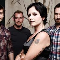 tribute-to-dolores-inilah-10-lagu-populer-the-cranberries