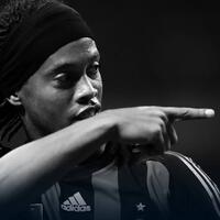harta-tahta-hana-anisa-ini-dia-daftar-pesepakbola-yang-hancur-karirnya
