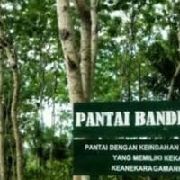 pantai-bande-alit-pantai-eksotis-yang-menyimpan-kesan-mistis