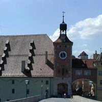 4-bangunan-tua-yang-konon-dibangun-oleh-iblis