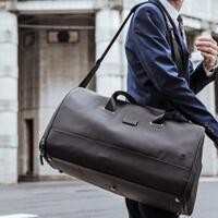ini-nih-gan-tas-kulit-yang-bikin-tampilan-ke-kantor-makin-kece