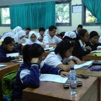 terinspirasi-kuis-uang-kaget-guru-ini-terapkan-di-pendalaman-materi-pelajaran-siswa