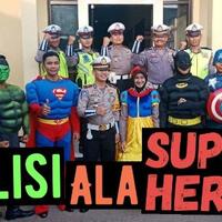polisi-ala-superhero-pahlawan-membela-keselamatan-berkendara