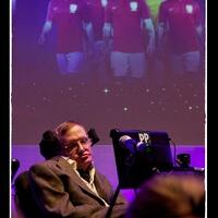 stephen-hawking--manusia-jenius-dan-penyakit-yang-dideritanya