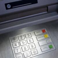 waspada-skimming-modus-pembobol-rekening-bank-yang-merugikan-tips-mengatasinya