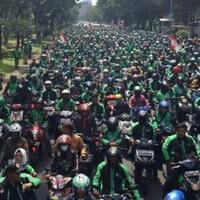 demo-driver-ojek-online-yang-hidupnya-semakin-terjepit