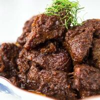 juri-masterchef-uk-sebut-rendang-harusnya-di-masak-quotcrispyquot