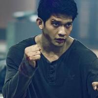 iko-uwais-main-di-film-hollywood-lagi-dan-lagi