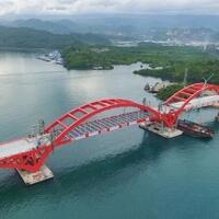ajib-di-papua-sedang-dibangun-jembatan-holtekamp-yang-sekeren-ini
