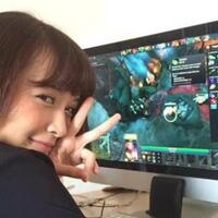 para-artis-cantik-ini-ternyata-gamers-sejati