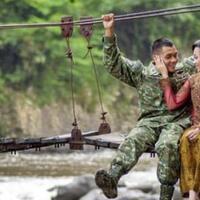 mesranya-10-foto-prewedding-ala-tni-polri-ngalahin-pasangan-dots-deh