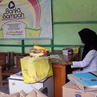 coc-gl-bank-sampah-dan-membangun-kesadaran-masyarakat-akan-lingkungan