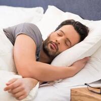 5-makanan-yang-memudahkan-agan-cepat-tidur-malam