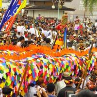 mengenal-pesta-adat-rakyat-kutai-festival-erau