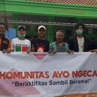 fr-banten-kulon-ngecat-mushola-bareng-komunitas