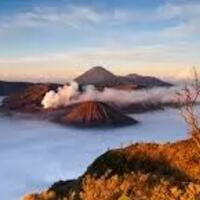 cari-tau-waktu-yang-pas-buat-nikmatin-sunrise-di-bromo