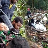 bocah-ajaib-asal-papua-selamat-dari-jatuhnya-pesawat-yang-hancur