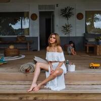 foto-gaya-jessica-iskandar-saat-di-pantai-seksi-tapi-gak-vulgar