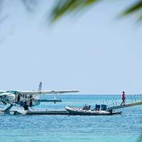 resort-mewah-yang-terpencil-hanya-bisa-ditempuh-dengan-helikopter