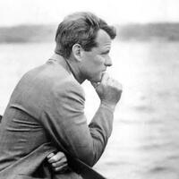 robert-f-kennedy-pernah-berkunjung-ke-indonesia-lihat-foto-fotonya