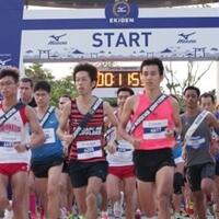 stop-ngejar-yang-gak-pasti-cuma-di-sini-lari-yang-bikin-hepi