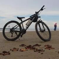 coc---kukayuh-sepedaku-polygon-premier-30-demi-indahnya-pantai-teluk-lombok