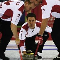 curling-olahraga-yang-bisa-agan-cobain-nih