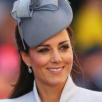 alasan-kenapa-kate-middleton-tak-pernah-pakai-baju-orange