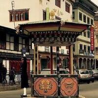 kota-tanpa-traffic-light-ada-di-thimphu-bhutan