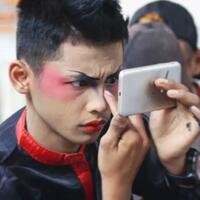 sebuah-transformasi-dari-tenaga-pendidik-menjadi-pelaku-seni-aslinyalo