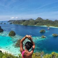 kepulauan-wayag-surganya-fotografi-di-raja-ampat-papua