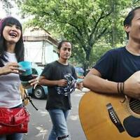 pengamen-menghibur-ngeganggu-iya
