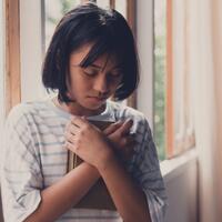 hubungan-rasa-rindu-dan-kesedihan-serta-cara-menghilangkannya