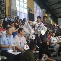uniknya-cara-orang-korea-selatan-dukung-negaranya-di-asian-para-games-2018