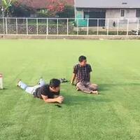 kades-di-indonesia-ini-bangun-lapangan-sepakbola-desa-yang-berstandar-internasional