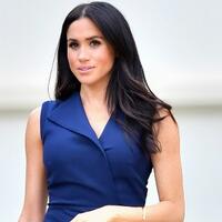mengapa-meghan-markle-hampir-tak-pernah-pakai-lipstik-merah-cabai