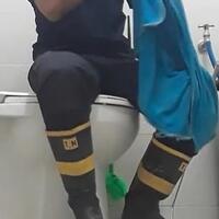 gini-nih-caranya-kabur-kalo-nemu-ular-kobra-di-wc-rumah