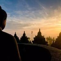 selain-punthuk-setumbu-tempat-ini-punya-pemandangan-sunrise-yang-indah-di-borobudur