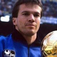 4-gelandang-tengah-terbaik-bayern-munchen-sepanjang-masa