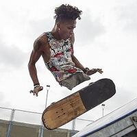 alfonso-mendoza-pemain-skateboard-tanpa-kaki-asal-venezuela