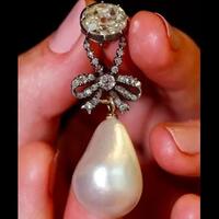 wow-inikah-kalung-termahal-dunia-harganya-1-2-triliun