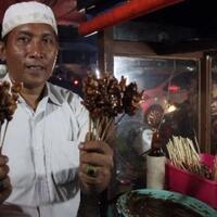 mengapa-tukang-sate-keluarnya-malam-malam-alasannya-ada-disini